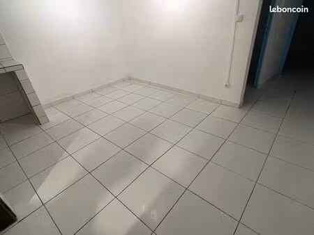 apparemment location