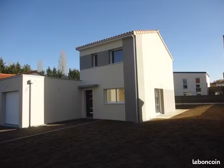 maison récente t4 - 90m² clisson