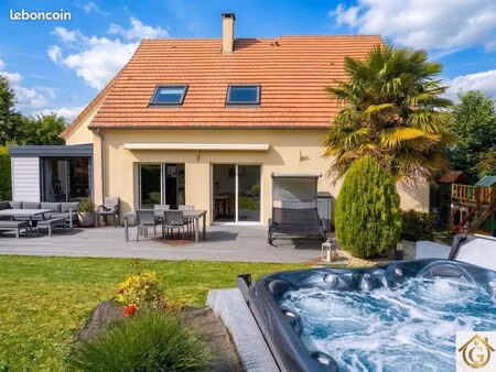 propriété 8 pièces 178 m²