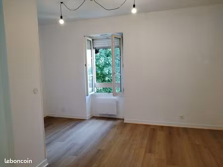 appartement t2 rénové - proche du centre ville
