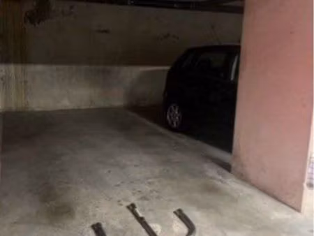place de parking en sous-sol