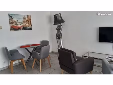 t2 35 m2 meublé / location étudiants