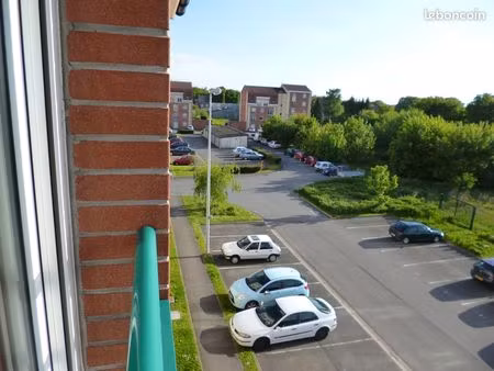 studio de 19 m² lumineux-sécurisée-proche gare et université-apl éligible