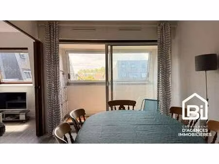 vente appartement 4 pièces à bernières-sur-mer (14990) : à vendre 4 pièces / 54m² bernière
