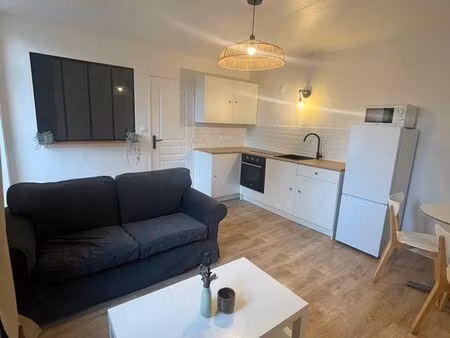t2 meublé 30 m2 - esprit