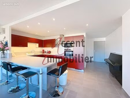 appartement 3 pièces 98 m²