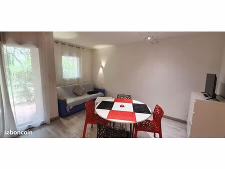 très joli studio contemporain dans résidence avec piscine  laverie  jardin à nice ouest pr