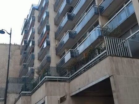 parking dans résidence sécurisé