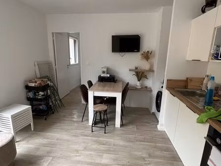 t2 neuf meublé avec terrasse  parking et box