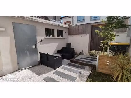 studio étudiant meublé