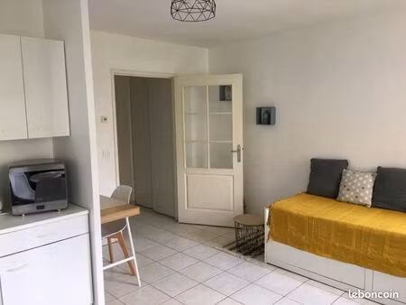 t1 – 25m² charpennes proximité immédiate lyon 6 et tête d’or