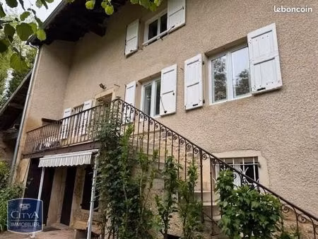 maison 6 pièces 157 m²