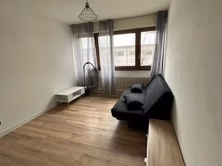 studio 1 pièce 23 m²