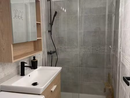 t2 28 m² – canet plage – bail étudiant