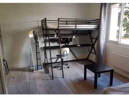 studio 2 pièces 30 m²