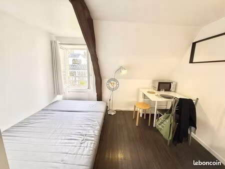 studio 1 pièce 12 m²