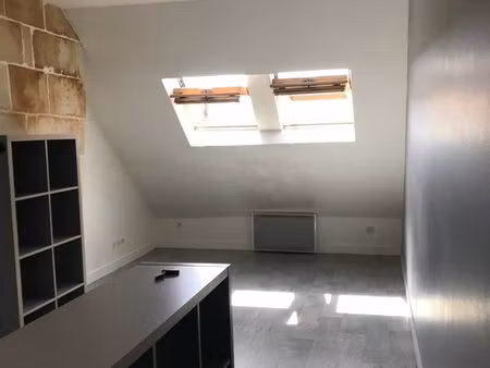 studio étudiant (e)