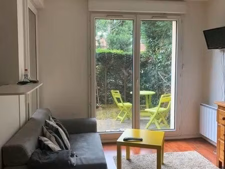 studio 1 pièce 23 m²