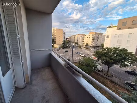 appartement 3 pièces 54 m²