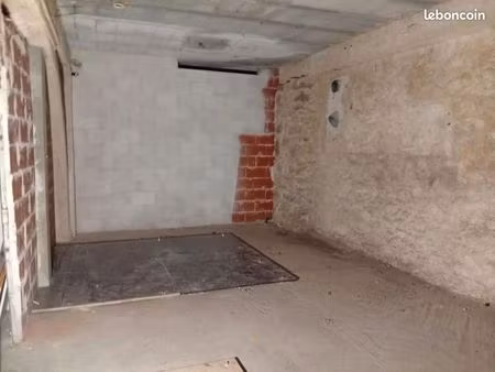 garage/box 26 m² la roquebrussanne