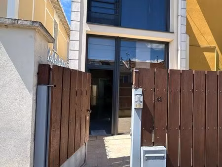 maison/ loft individuelle