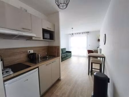 location appartement t1 meublé à nantes rond-point de rennes (44000) : à louer t1 meublé /