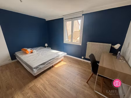location meublée maison 4 pièces 80 m² à anzin (59410)  380 €