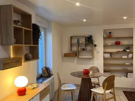 location meublée maison 3 pièces 68 m² à nancy (54000)  990 €