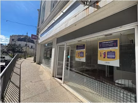 location locaux professionnels 44 m² à ales (30100)  754 €