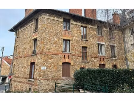 location appartement  m² t-1 à orsay  570 €