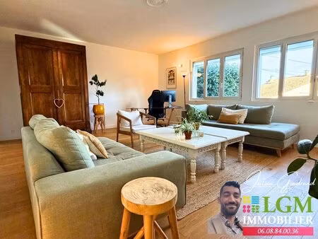 le crès - maison rénovée de 160 m² avec piscine  jardin et potentiel locatif