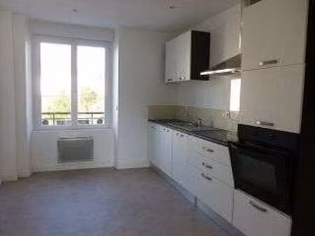 location appartement 3 pièces à lanester chantiers (56600) : à louer 3 pièces / 57m² lanes