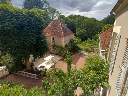 au coeur de la forêt des bertranges  maison de maître  ancie