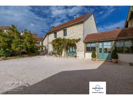 charme  espace et authenticité à 35 min de dijon