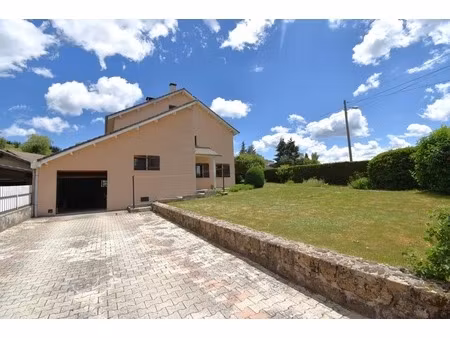 maison à vendre 7 pièces saint agreve (07)