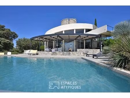 villa d'architecte avec piscine et vue à 360°