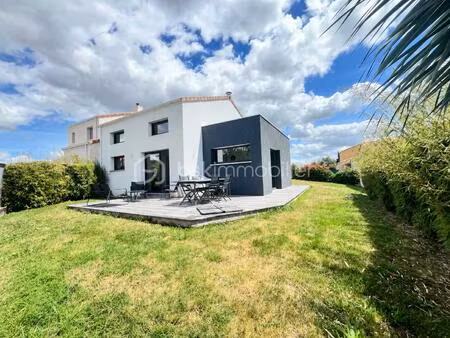 maison de ville de 105 m² à le loroux-bottereau