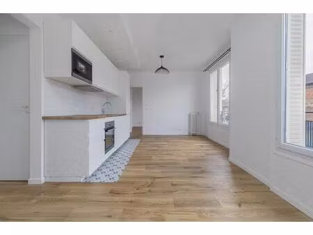 t3 - rue montaigne