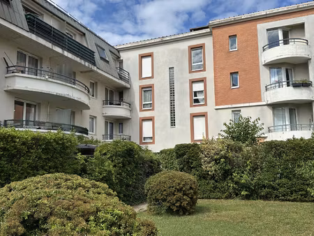 f2 meuble evry proche centre commercial