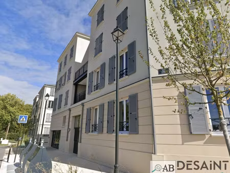 duplex t3 lumineux à coupvray  proche disneyland paris  rési