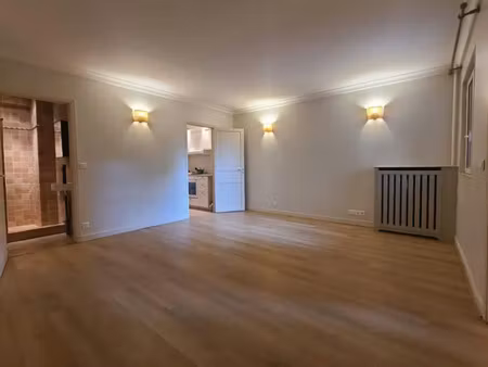 t2 / 40m² / garches - marnes-la-coquette (ligne l)