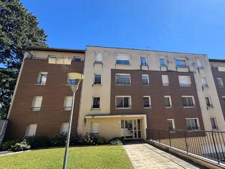 appartement t2 centre meximieux avec cave et garage
