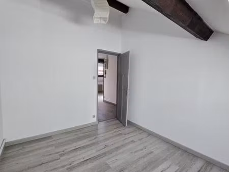 à louer appartement 2 chambres de 32 56 m2 boulevard jea