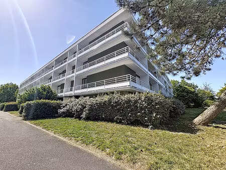 t2 dans résidence ravalée
