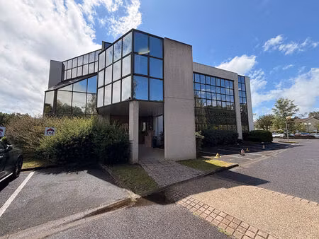 bureaux les ulis 66 09 m2