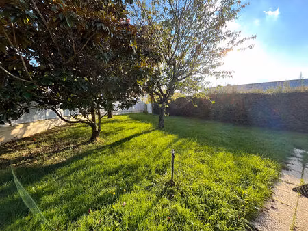 angers maison de plain-pied avec jardin et garage