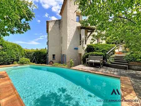 charmante maison 3 pièces à vendre au beausset - rare sur le marché !