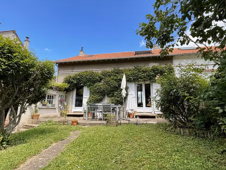 maison de caractère à mainvilliers