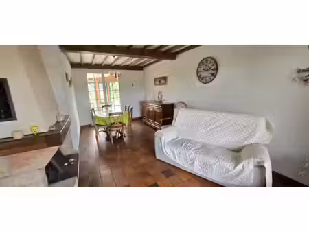 proche abbeville  pavillon individuel avec garage et beau te