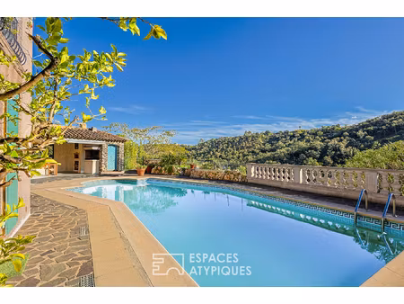 propriété provençale avec piscine et dépendances